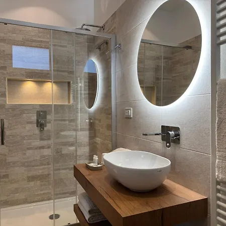 Guest house Vecchia Alimini 4*